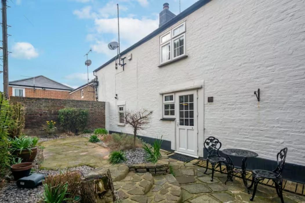 Two Bedroom Private Cottage With Private Parking Just By The Sea Herne Bay Exteriör bild