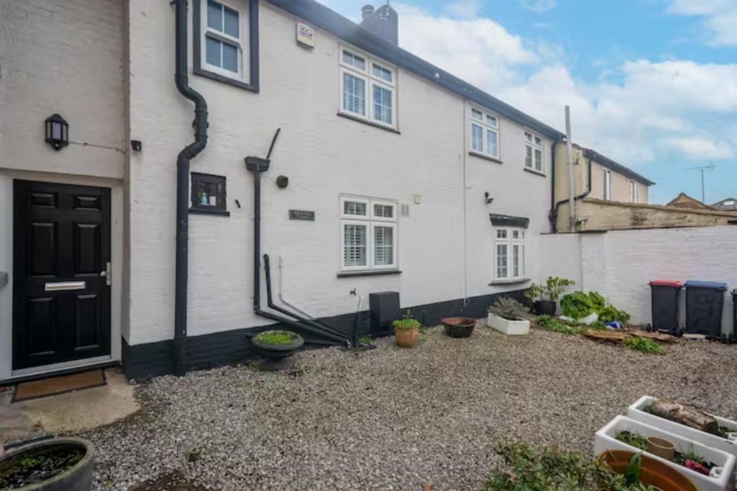 Two Bedroom Private Cottage With Private Parking Just By The Sea Herne Bay Exteriör bild
